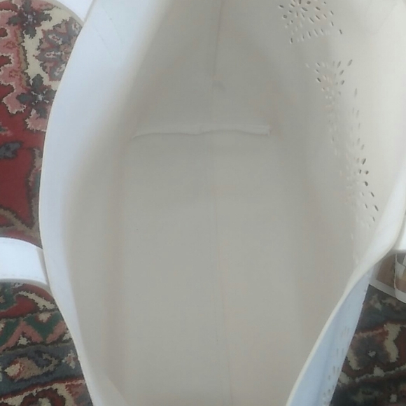 Chic and sleek spring tote - Picture 4 of 5